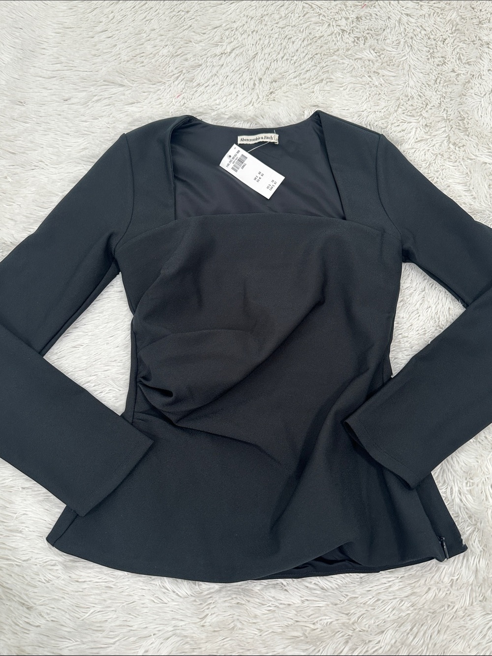 🌷 NWT A&F Ruched Side Zip Blouse